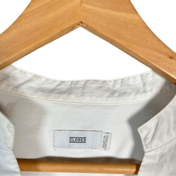 CLOSED Monochrome V-Neck Poplin Blouse - Picture 8 of 9
